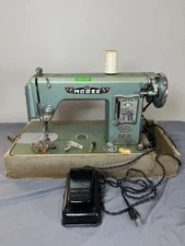 Morse 600 World’s Best Sewing Machine vintage carry case foot pedal VIDEO 