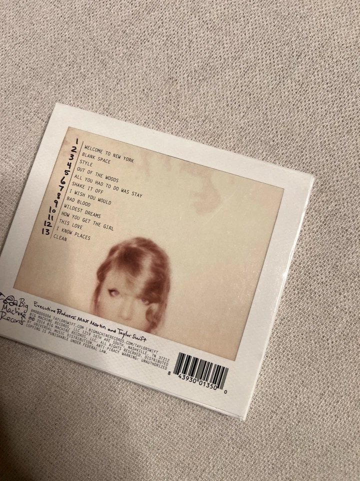 Taylor Swift T.S. 1989 CD with 13 Polaroids # 1-13 with Slip Cover Foto 3 de 4