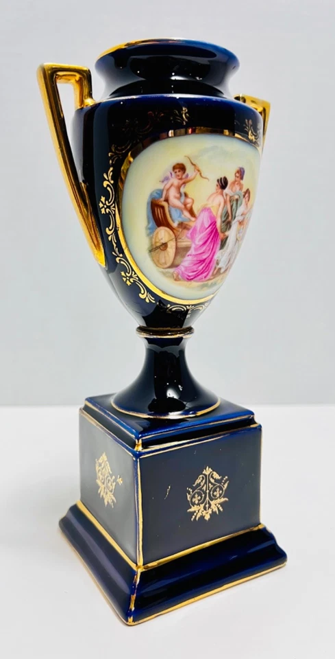 RARE Antique RW Rudolstadt Twin Handled Vase C. 1895-1918 German Porcelain, Mark - Image 2 of 4