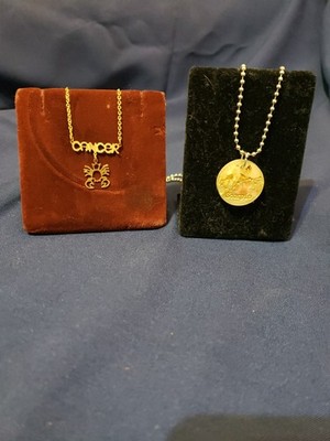Lot of two zodiac necklaces. Cancer GP vintage 80s never worn. Scorpio (T117)