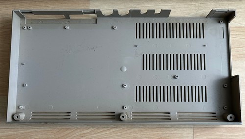 Commodore C64 Boîtier, Fabriqué En Angleterre, Bon État #10 25 - Photo 2 sur 11