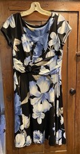 Women’s Size 12 Petite Dress Floral Blue/Black NWT Perceptions Pretty