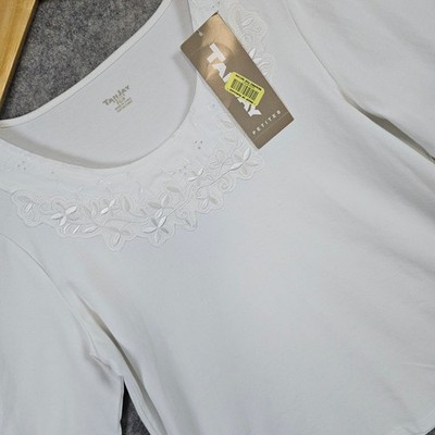 TanJay Petites White Top Women's Size PS Floral Embroidered 3/4 Sleeve NWT NEW