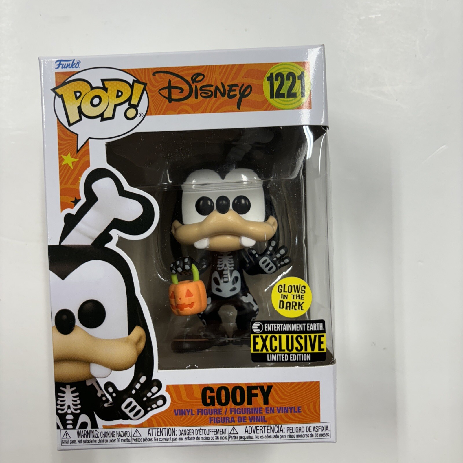 Funko Pop! Vinyl: Disney - Goofy (Glows In The Dark) - Entertainment Earth...