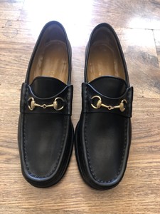 ladies black moccasin shoes