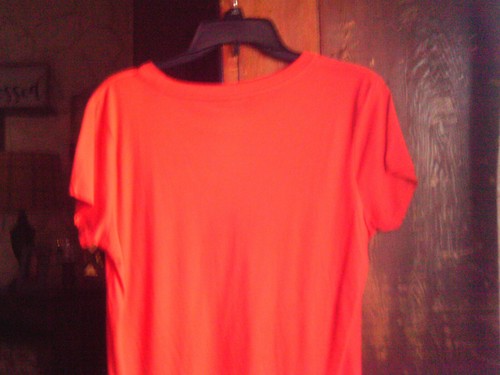 Louisville Cardinals NCAA Red t-Shirt Women's SZ-XL (New With Tags) - Picture 7 of 7
