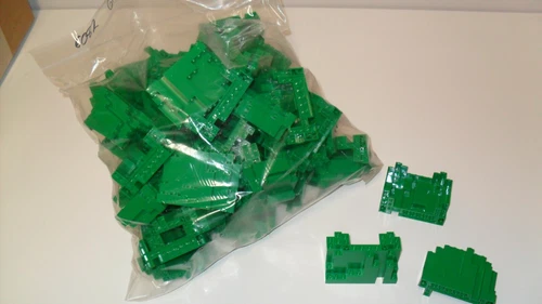 New - One LEGO 6082 GREEN Rock Panel BURP 4x10x6 mountains Castles
