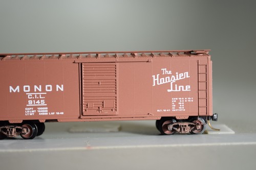 5511 Spur N Micro Trains 40' Box Car Cil Monon Housier Line | Zustand: New