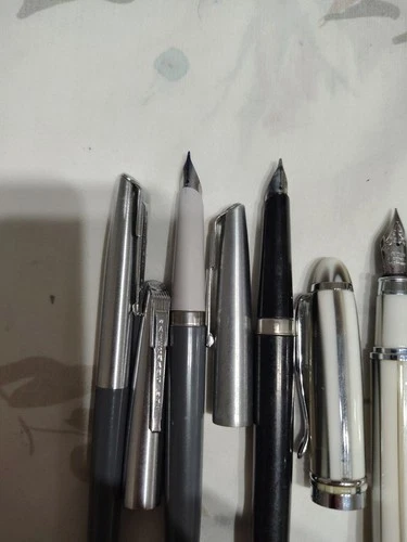 LOT OF 53 DIFFERENT FOUNTAIN PENS MOSTLY MADE IN USA image 15