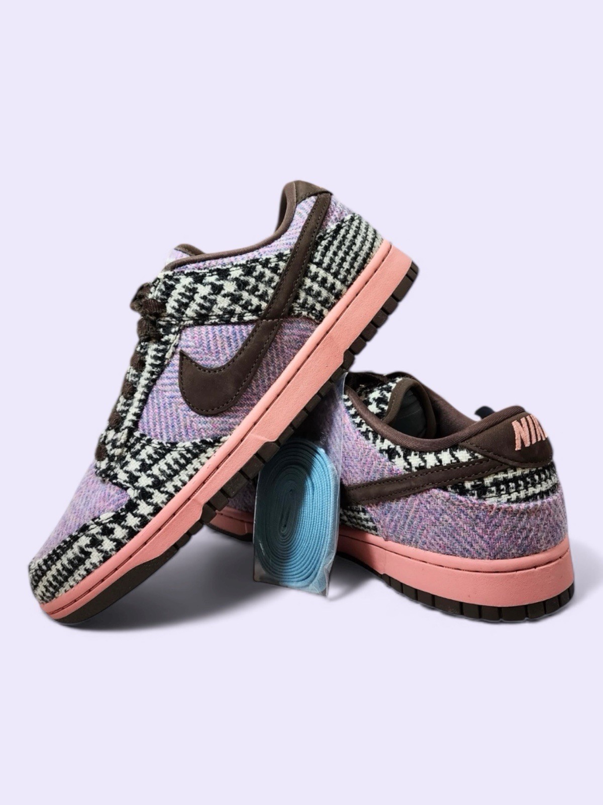 Women ‘s Size 9 - Harris Tweed x Nike Dunk Low Purple Pink W (HQ5036 902)