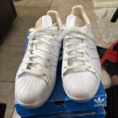 Adidas Superstar