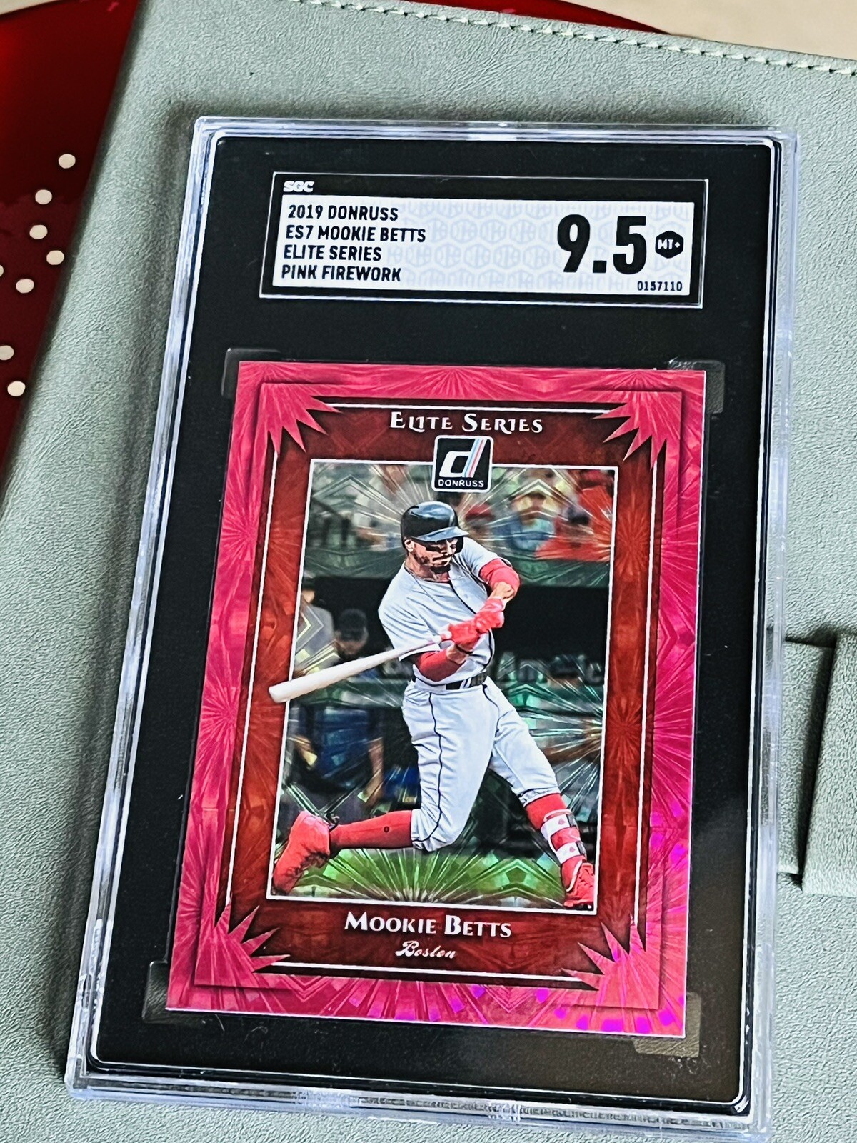 Mookie Betts 2019 Donruss Elite Series—Pink Fireworks #ES7 SGC 9.5 Mint+