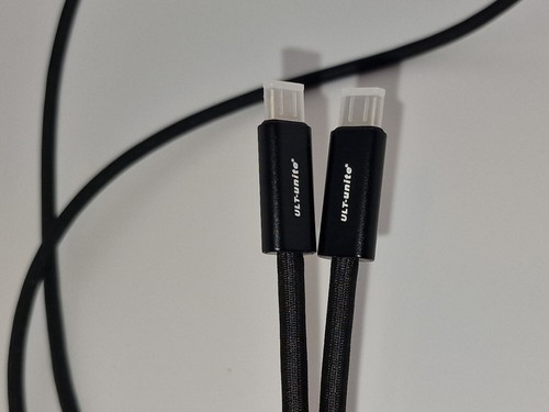 ULT-unite Thunderbolt 5 Kabel 240W 80Gbps Datenübertragung USB-C auf USB-C - Afbeelding 3 van 4