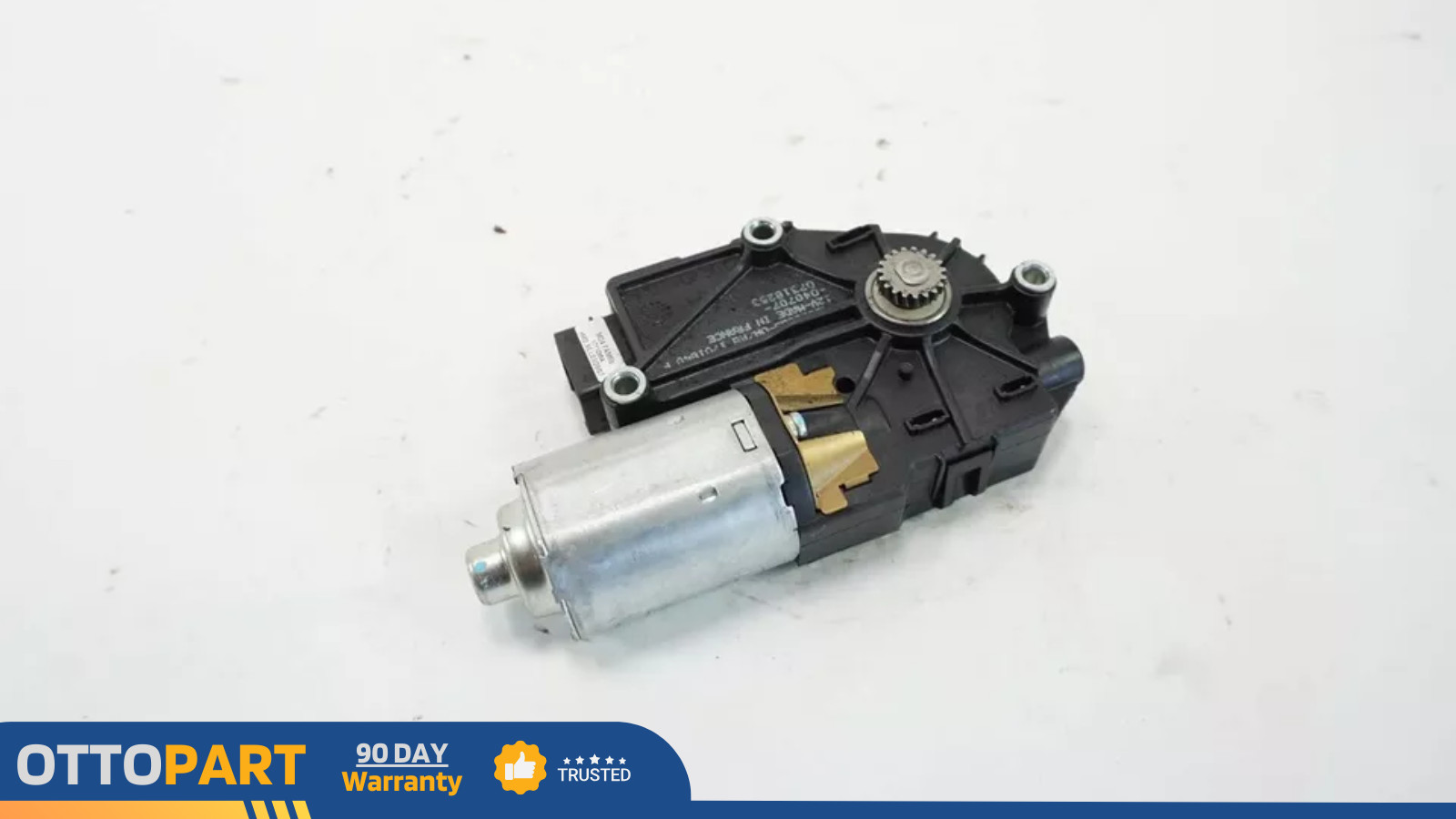 Maserati Quattroporte 2003-2012 Front Left Upper Sunroof motor P/N 6117026A