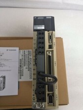 1PC Yaskawa SGDV-R90A01B002000 Servo Driver New In Box Expedited Shipping