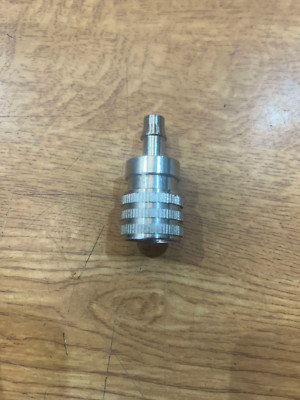 SUZUKI/CHRYSLER KRAFTSTOFFLEITUNG BUCHSE STECKER 8mm BOOT MOTOR
