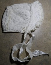 VINTAGE INFANT White EMBROIDERED EYELET  LACE BONNET FOR Your LARGER DOLLS