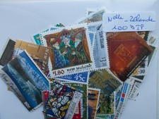 Nouvelle-Zélande 100 timbres différents