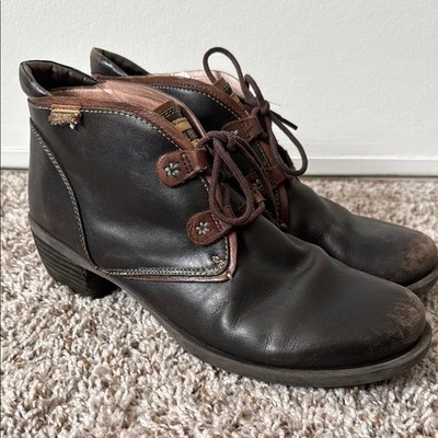 Pikolinos 41 / 10.5 Black Le Mans Leather Ankle Boots with Brown Accents