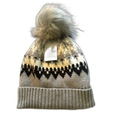 NWT Pom Pom Beanie Cable Knit Fair Isle Warm Insulated Gray One Size Hat NEW