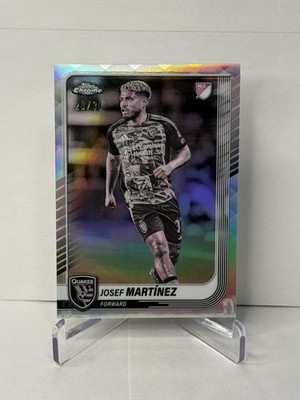 MLS Topps Chrome Josef Martínez Pearl Refractor Numbered /30 - Earthquakes