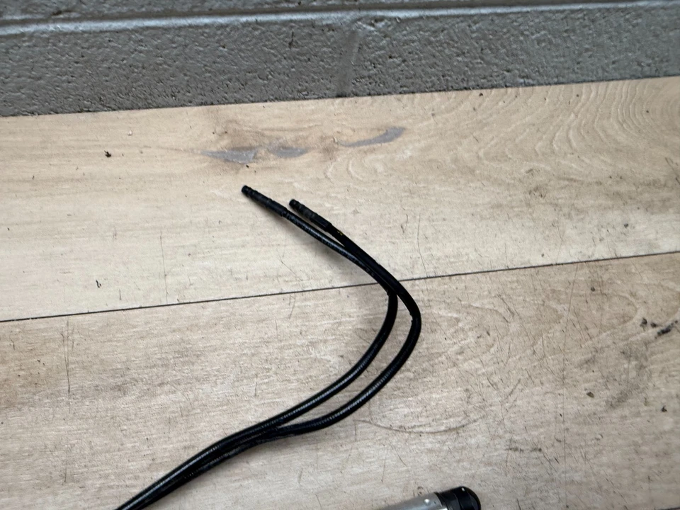 OEM INFINITI g37 Q60 CONVERTIBLE 09-15 MALETERO TRASERO IZQUIERDO CILINDRO HIDRÁULICO Foto 4 de 4