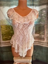 VTG VICTORIA  S SECRET FRiLLY WHITE RUFFLED LACE TEDDIE BABYDOLL NiGHTiE SZ. M