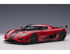 AutoArt Koenigsegg Agera RS Chilli Red / Carbon with Black Accents 1/18. 79022