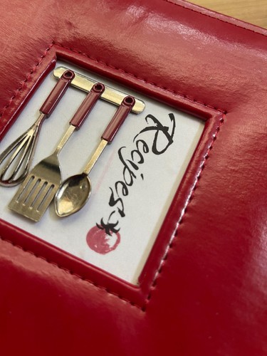 C.R. Gibson Red Leather Like Kitchen Recipe Keeper Binder 9'' x 9.5'' - Picture 3 of 12