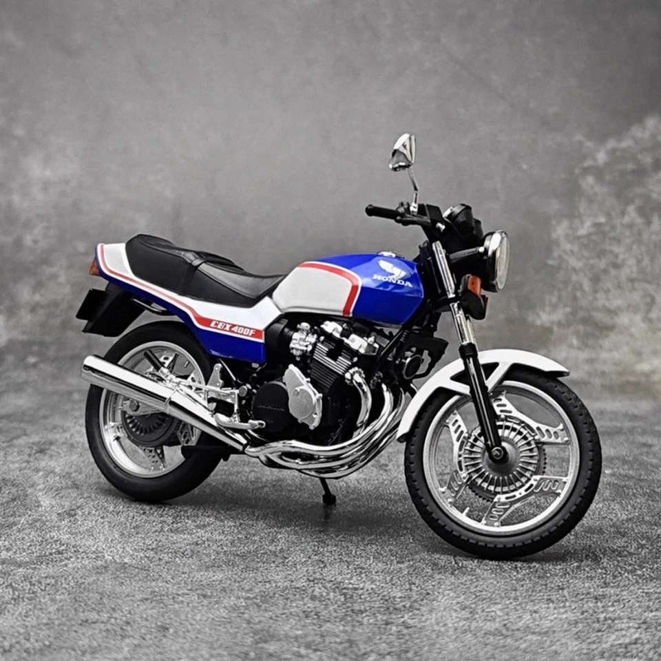 AOSHIMA 1/12 Scale Honda CBX 400F Blue/White Motorcycle Diecast Model Toy - Image 2 of 4