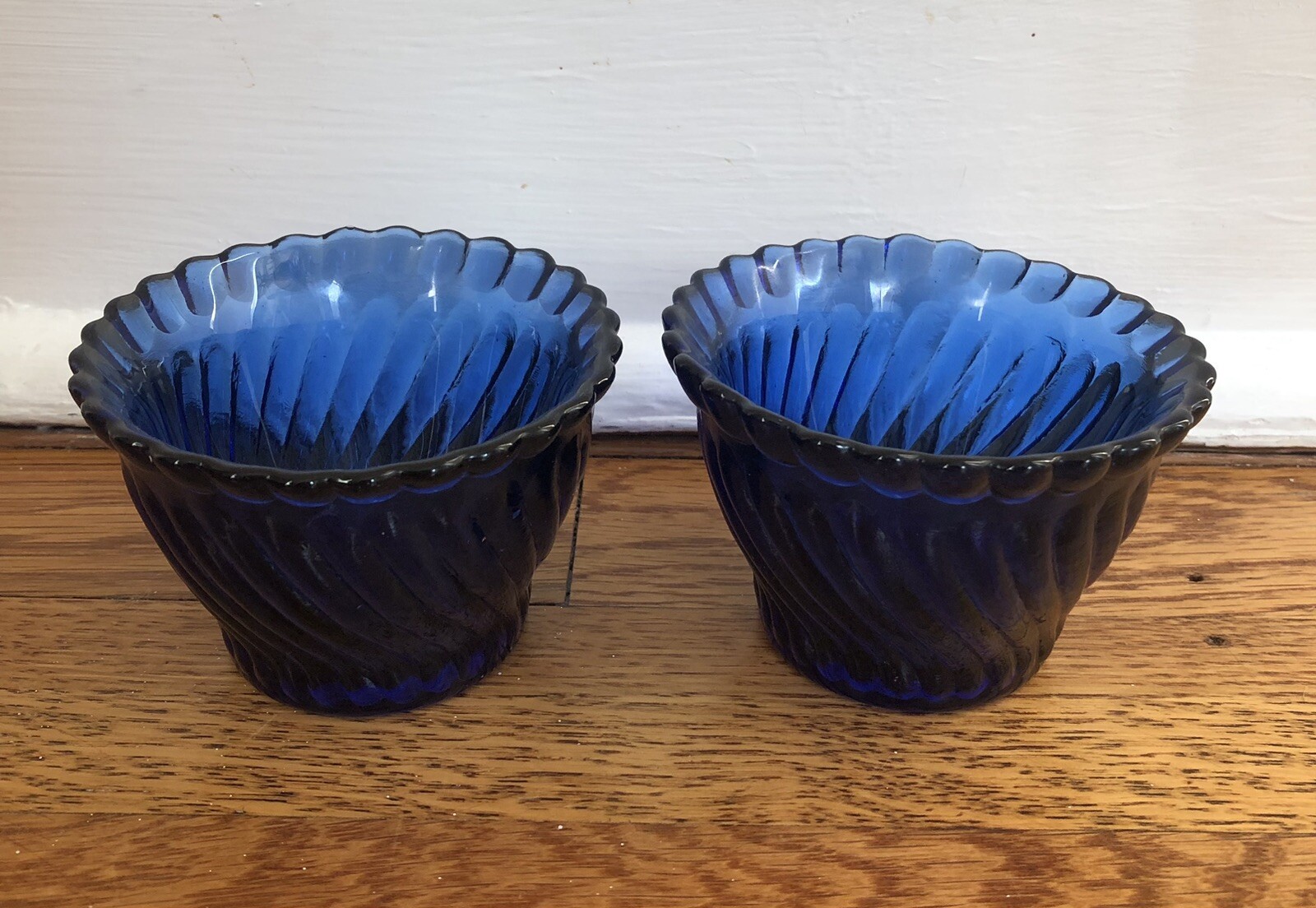 Pair Usa  2.5&rdquo; Royal Blue Vintage
