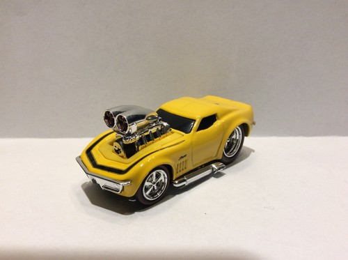 THE ORIGINAL MUSCLE MACHINES 1969 CHEVY CORVETTE 1/64 69 CORVETTE RESTOMOD - Picture 5 of 5