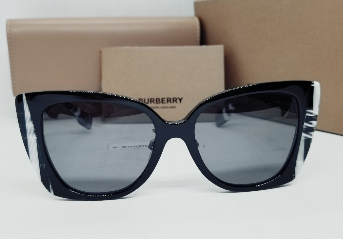 Burberry Sunglasses pre ❤️Ed Check Square Sunglasses in Vintage check | Burberry® Official main image 2