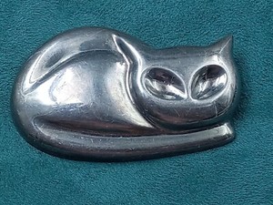 ZINA Designer Modernist Sterling Silver Modernist Look Cat Pin: 2.5" x 1.4"