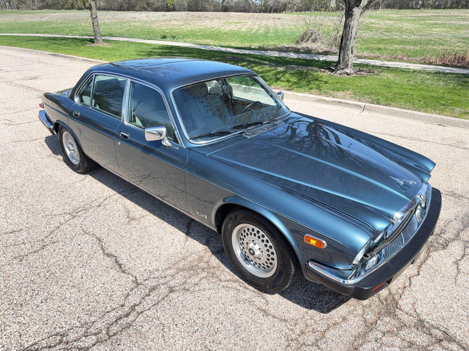 1986 Jaguar XJ6 for sale in Crystal Lake Illinois