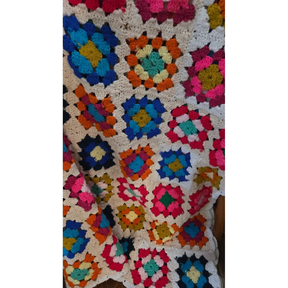 Винтажный бабушкин квадратный афганский вязаный крючком цветной многоцветный ретро ручной работы - Изображение 4 из 4
