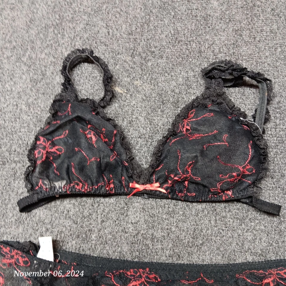 Sujetador y liguero vintage de encaje Bestform para mujer mediano 32 negro y rojo Foto 2 de 4