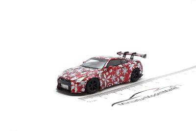 Liberty Walk Nissan GT-R (R35) - Christmas - 1:87 - Micro City (MC870004)
