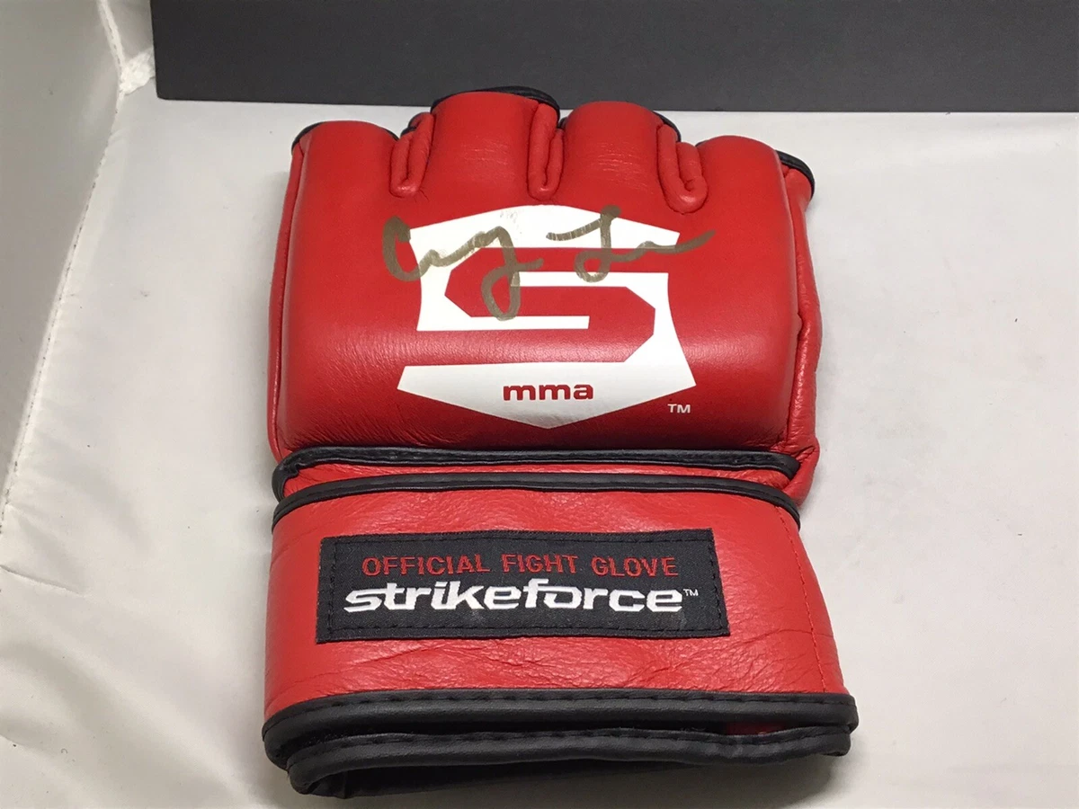 〈新品〉Strikeforce OFFICIAL Gloves RED Strikeforce MMA Autographed Glove (s)s for sale | eBay