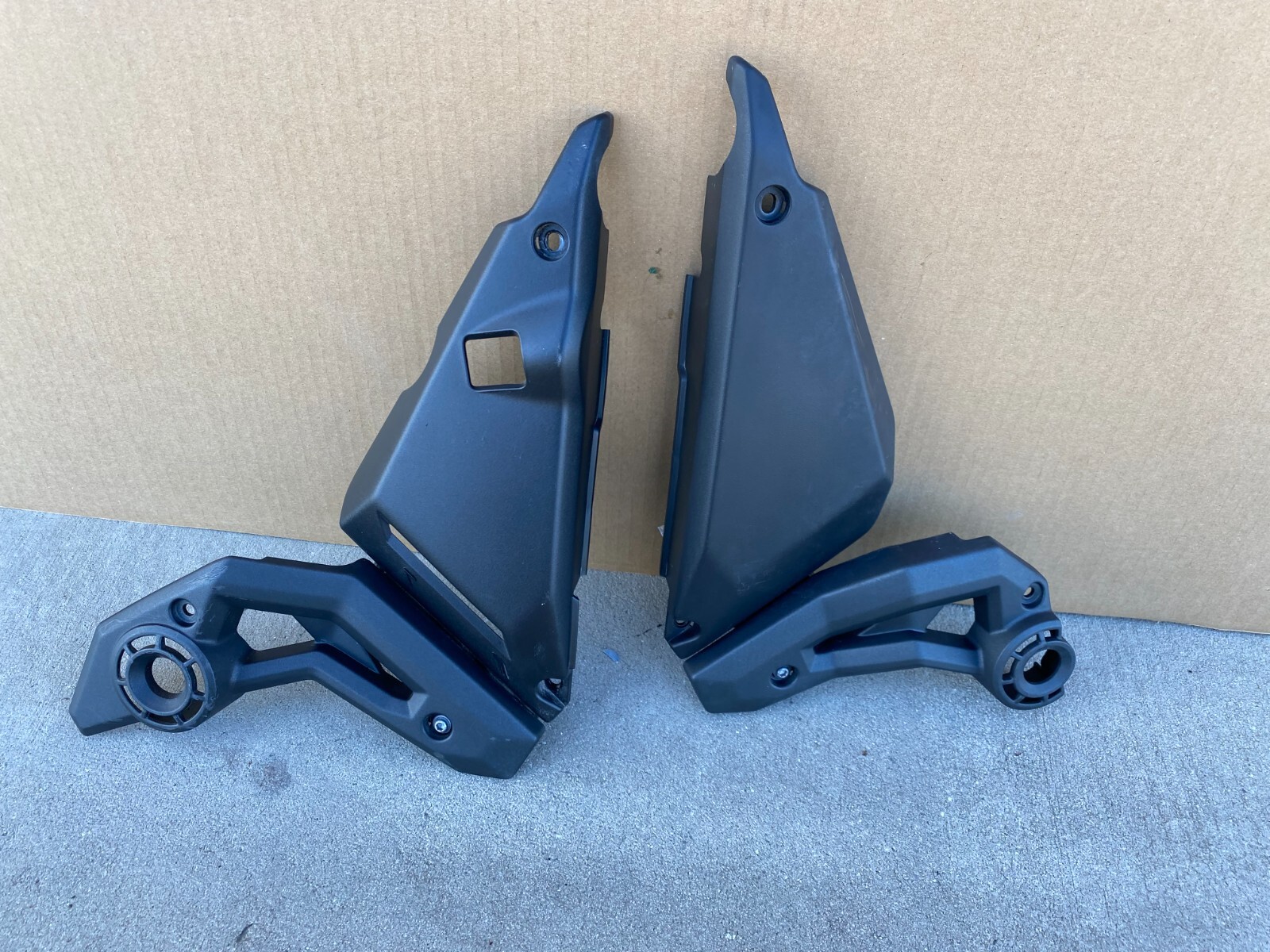 2017-2021 Kawasaki EX650 Fairing Side Cover Left Right Body Foot Frame trim OEM