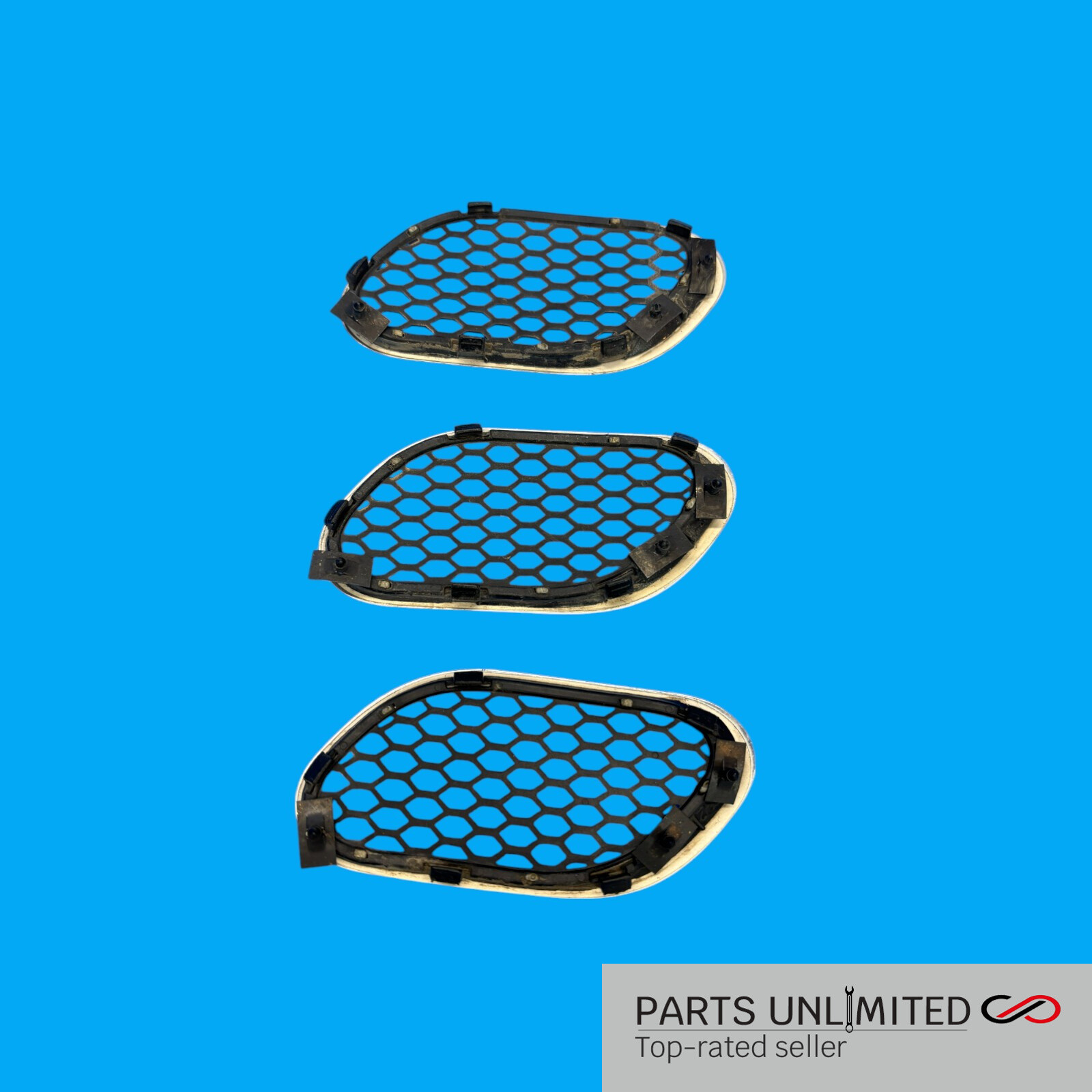 03-12 Maserati Quattroporte M139 OEM Left driver side fender grill grille vents