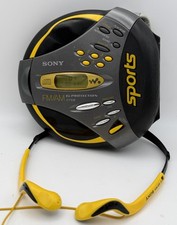 Vint Sony Walkman D-FS18 Sports CD Player Headphones FM/AM Radio Arm Strap WORKS