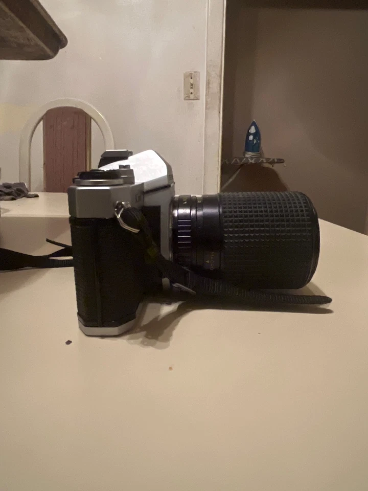 Cámara fotográfica PENTAX K1000 SLR - negra (solo cuerpo) Foto 4 de 4