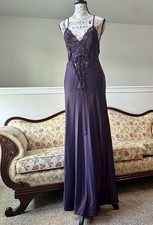 Victoria s Secret Gold Label Purple Lace Full Slip/dress Size S,