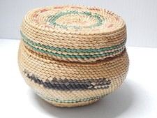 MED. SIZE VINTAGE MAKAH INDIAN LIDDED WHALE PICTORIAL BASKET - IRENE WARD - 1980