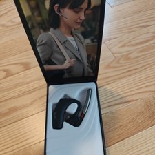 Poly Voyager Legend 30 Headset newest 2025 version