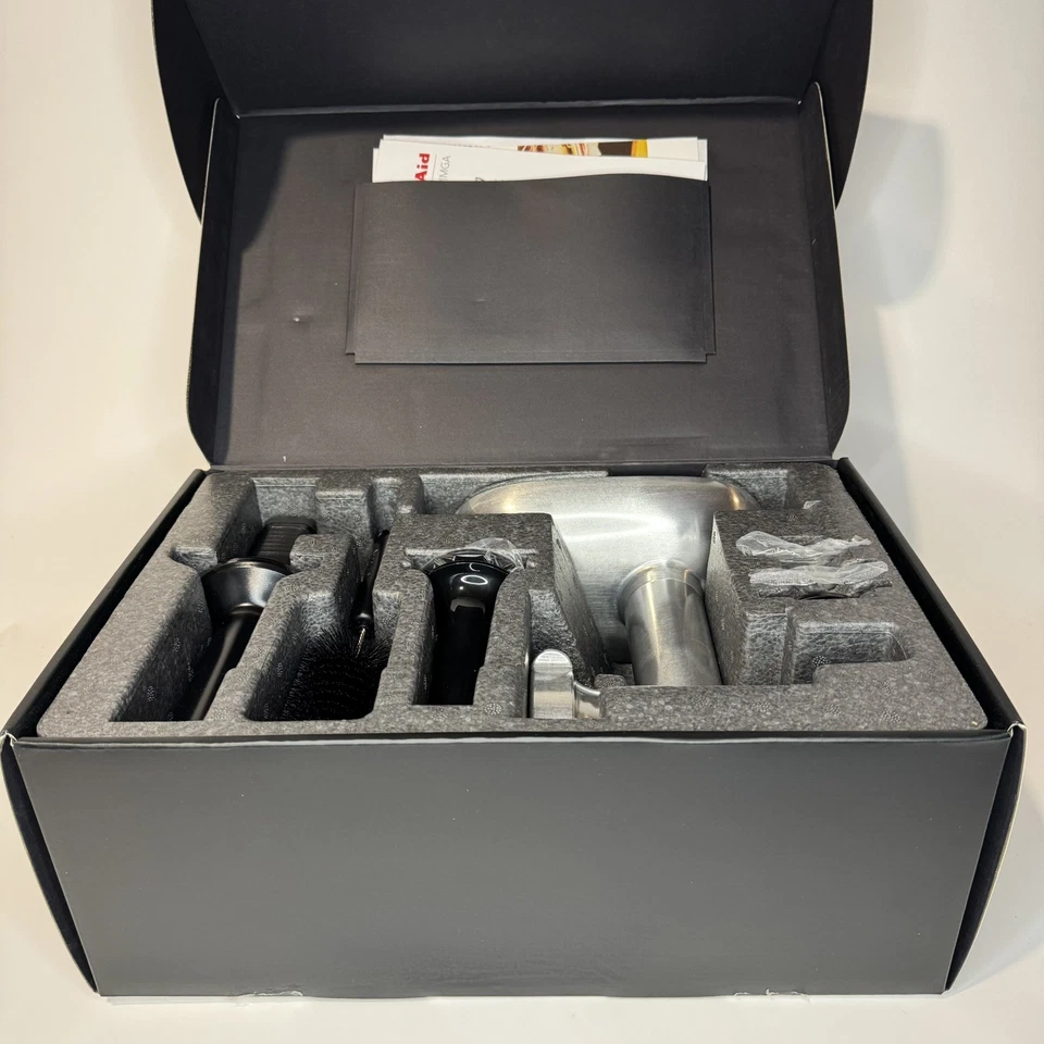 Accesorio para molinillo de alimentos de metal KitchenAid KSMMGA - plateado nuevo caja abierta Foto 4 de 4