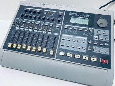 Roland VS-880 Digital Studio Workstation Multi-Track Recorder