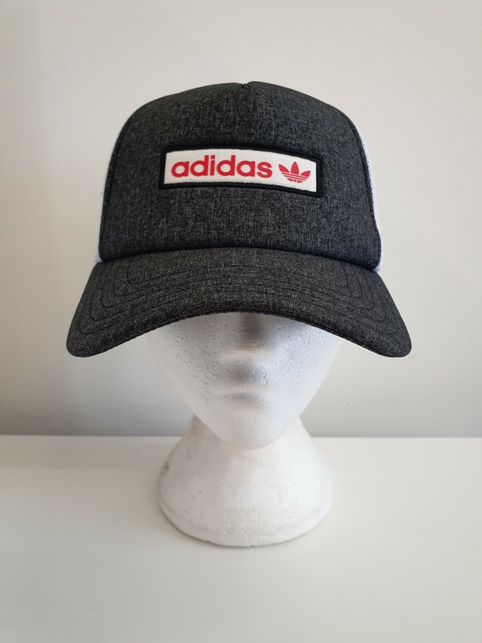 adidas linear trucker cap