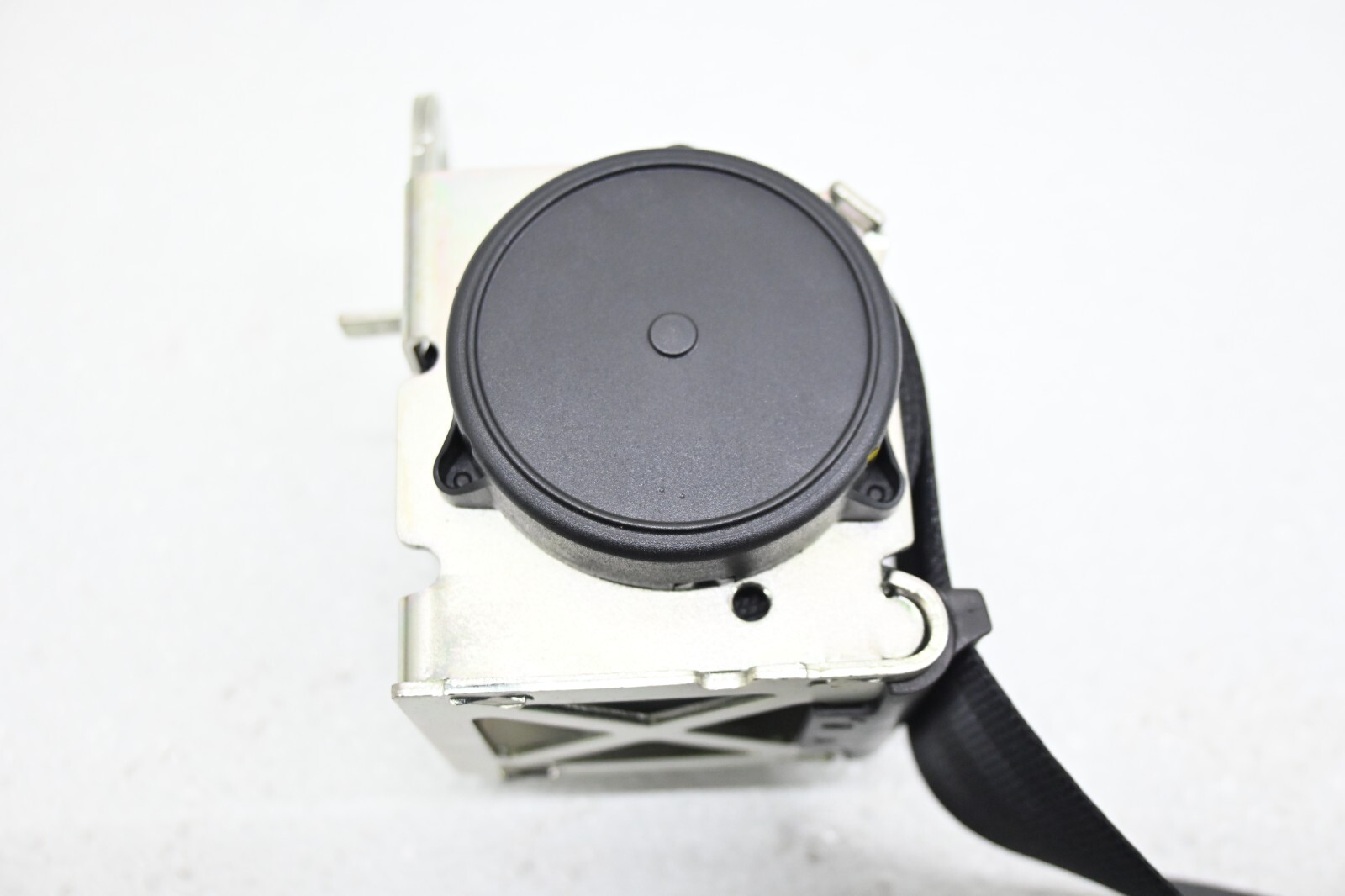 ⭐ 14-21 Maserati Quattroporte Rear Center Middle Upper Seat Belt Retractor Oem